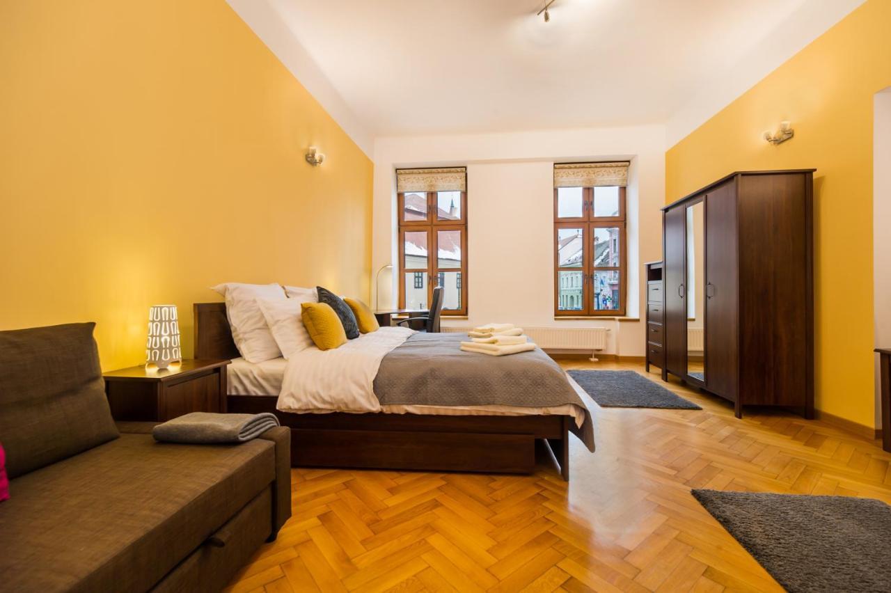 Council Square Estate Apartment *Bull'S Eye* Brašov Exteriér fotografie
