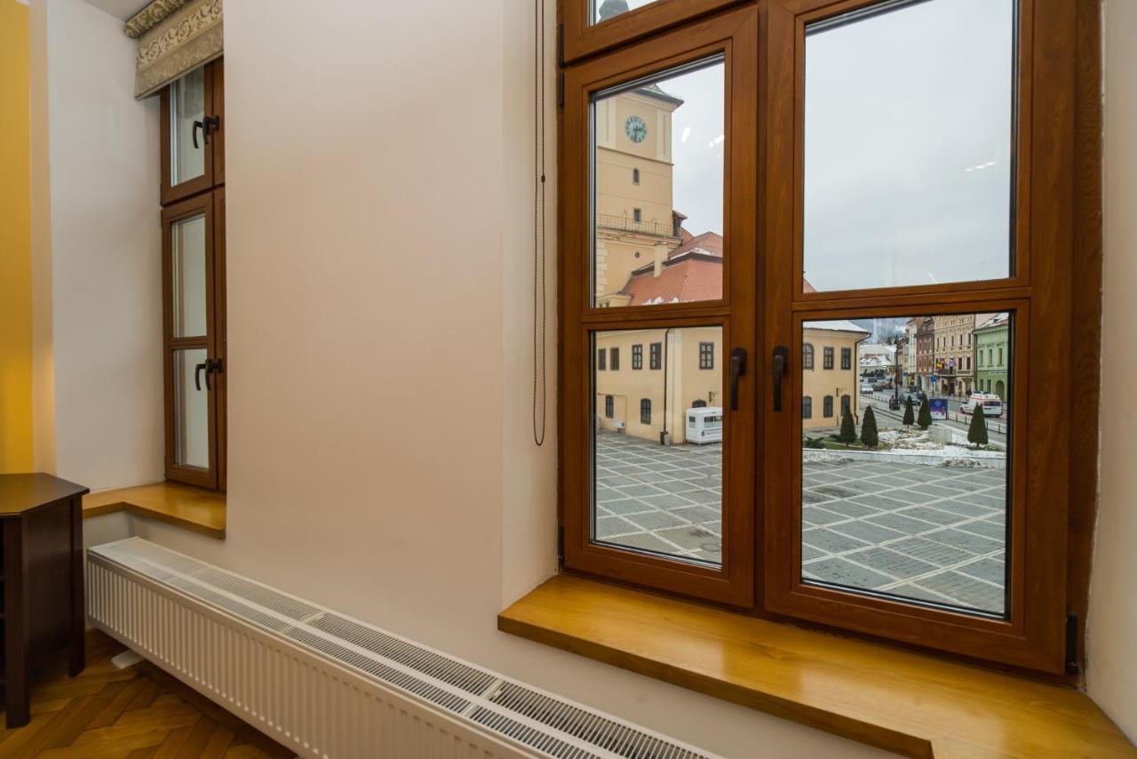 Council Square Estate Apartment *Bull'S Eye* Brašov Exteriér fotografie
